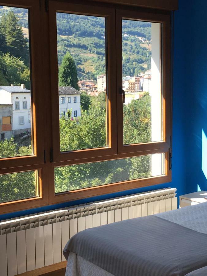 Narcea Turismo Real Appartement Cangas De Narcea Buitenkant foto