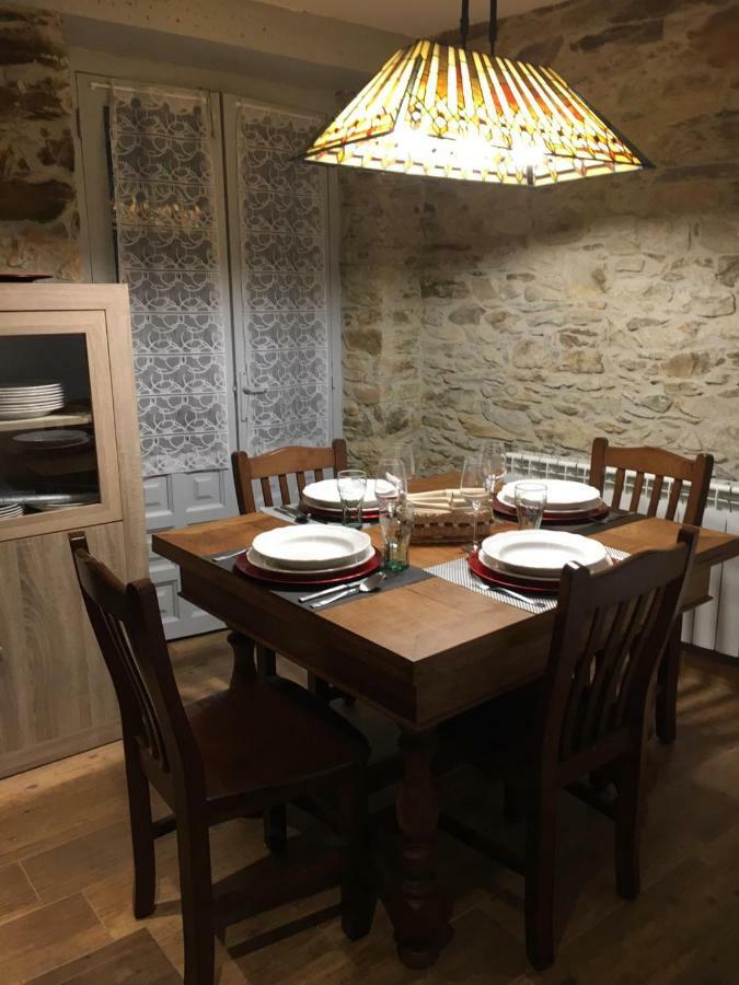 Narcea Turismo Real Appartement Cangas De Narcea Buitenkant foto